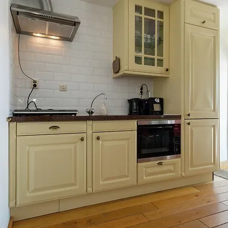 Semesterbostad Comfortable Farmhouse In With Sauna Lutjewinkel